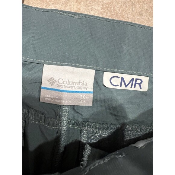 Columbia Pants Men 30x32 Convertible Shorts Blue Ripstop Hiking Camping - Picture 3 of 9